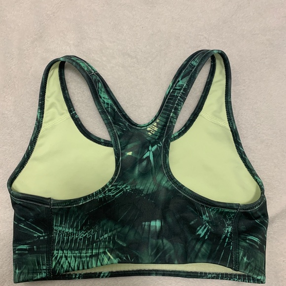 Nike sports bra - Picture 2 of 2